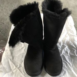 Never worn tall button UGG boot